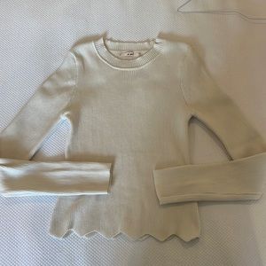 Mi ami long sleeved white top from FRANCESCA’s